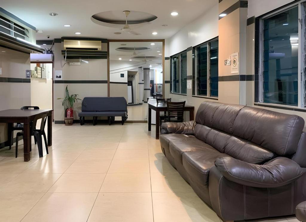 Burmahtel Hotel George Town Bagian luar foto