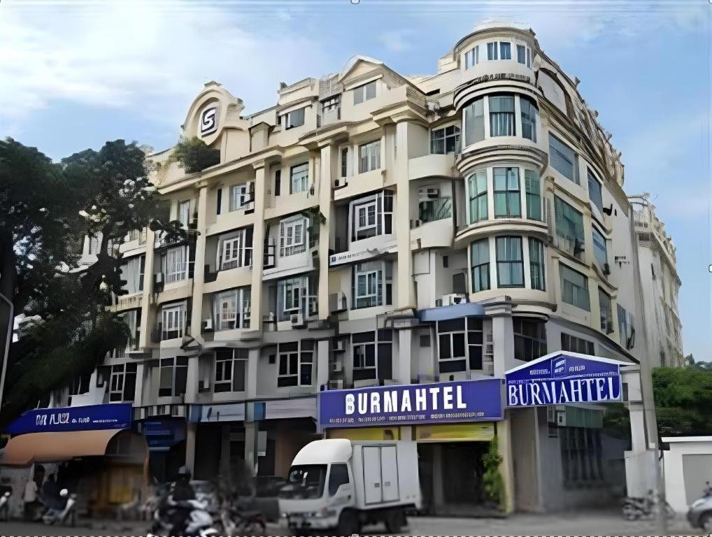 Burmahtel Hotel George Town Bagian luar foto